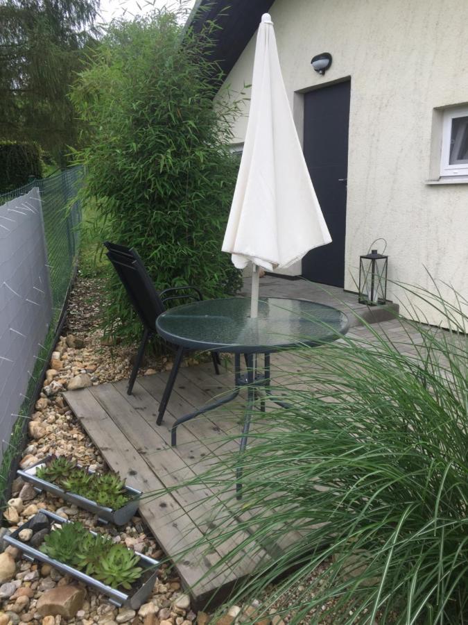 Studiovy Apartman V Zahrade Police nad Metují Extérieur photo